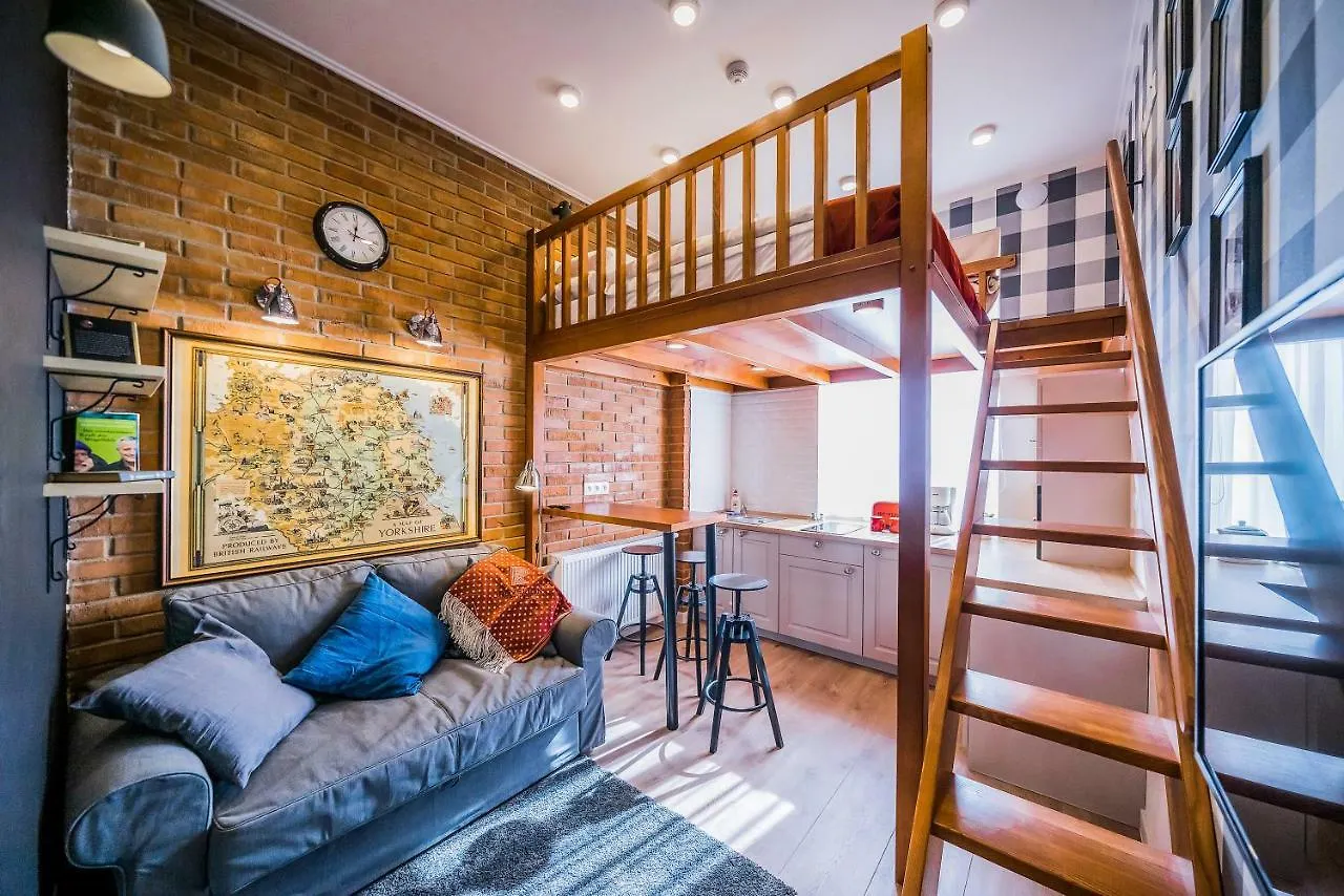 Revelton Studios KLV Apart-hotel