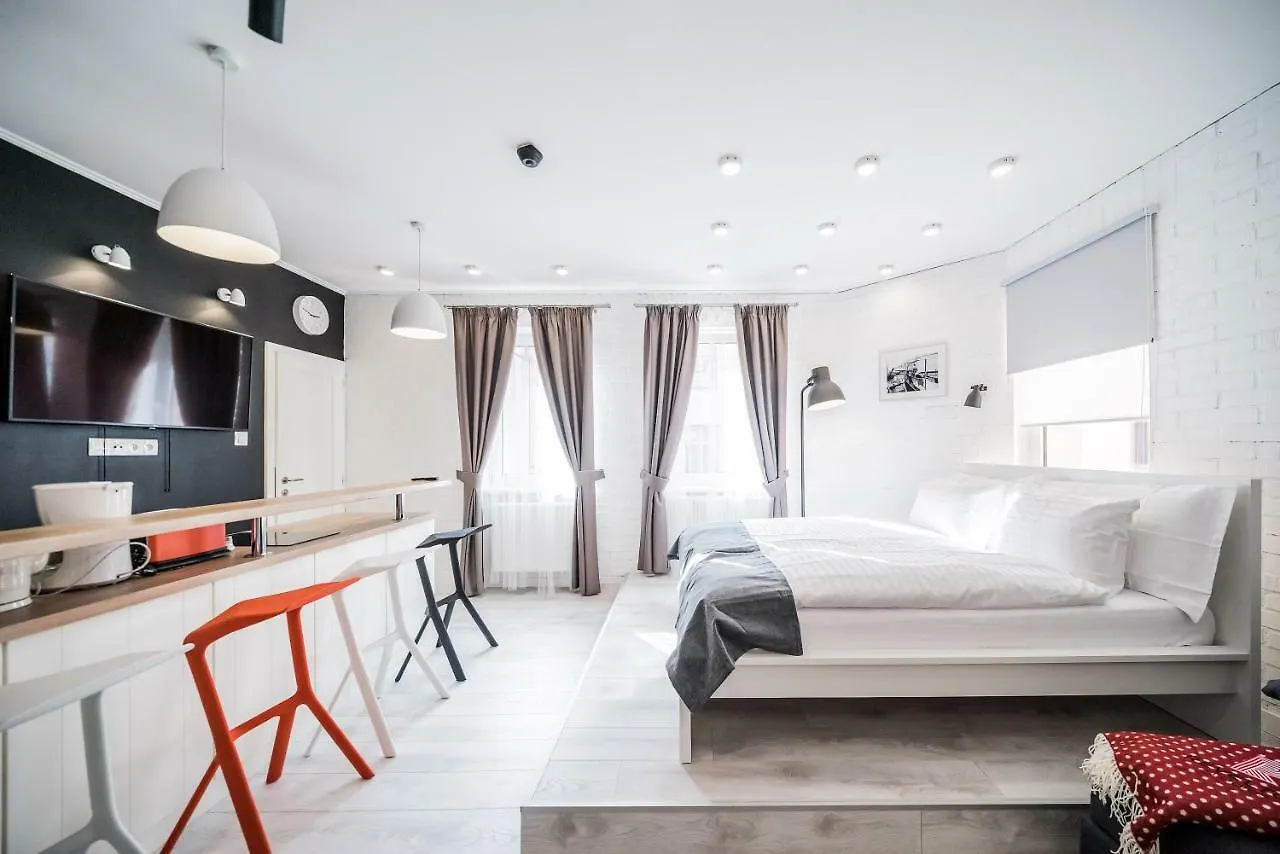 Revelton Studios KLV Apart-hotel